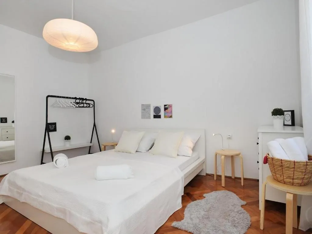Downtown Apartment Tango Zadar